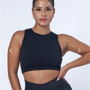 WBK BLACK CONTOUR TANK workoutsbykatya